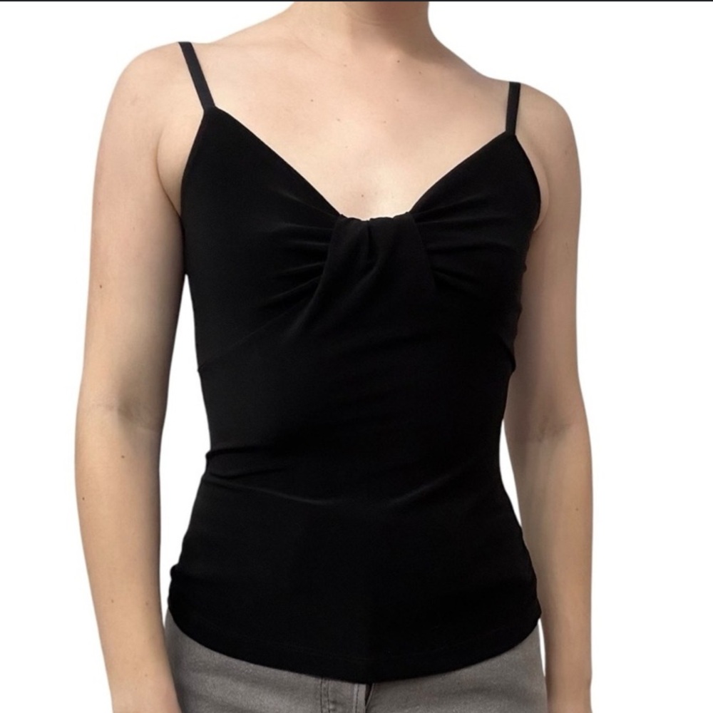 White House black market tank